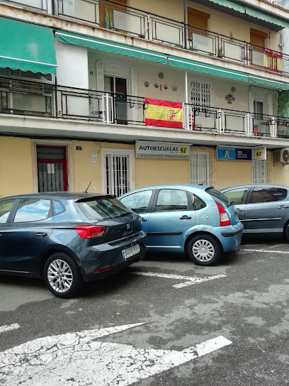 autoescuelas 92